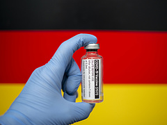 A német egészségügyi miniszter kötelezővé tenné az oltást