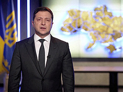 Zelenszkij: Ukrajna nem adja meg magát