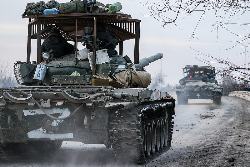 Orosz-ukrán háború: az ukránok megállítottak egy Kijev felé tartó tankokból álló hadoszlopot