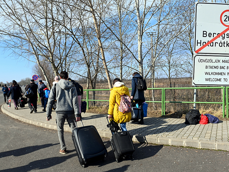 Az EU három évig befogadná az ukrán menekülteket