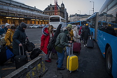 Szombaton 1770 ukrajnai menekült érkezett Budapestre vonattal - bővítve