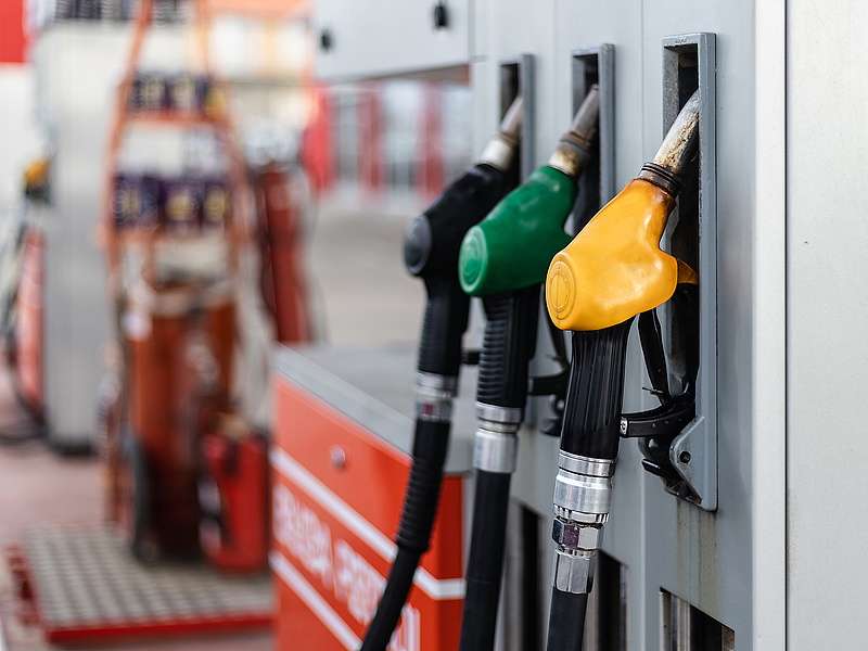 Újra nagyot ugranak az üzemanyagok nagykereskedelmi árai