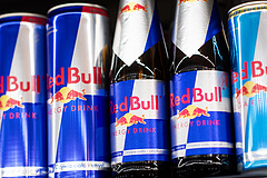 Eurómilliárdos üzletté nőtte ki magát a 35 éves Red Bull