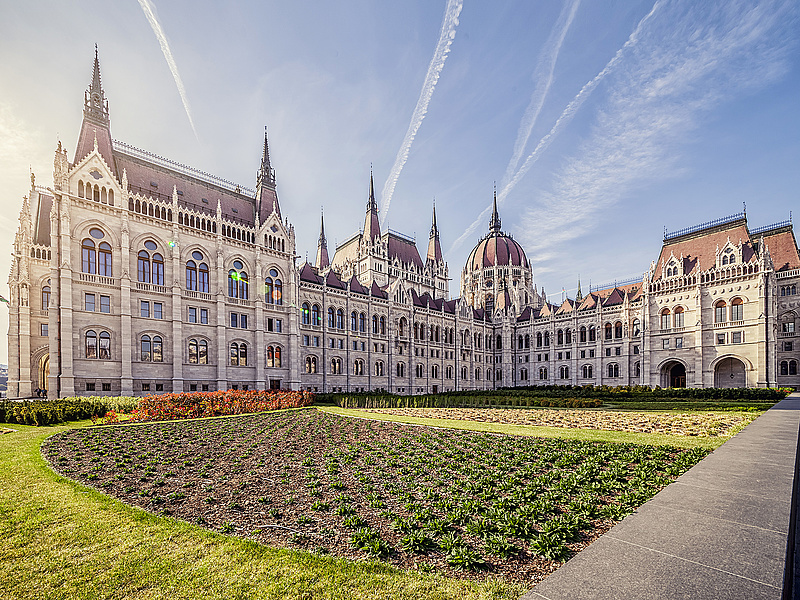 Nagy dolgokra készülnek a magyar parlamentben