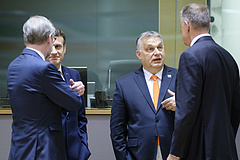 Magyarország állt ellen a leghevesebben, hogy az EU beintsen Putyin rubelfizetésének