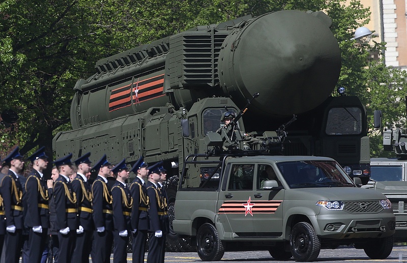 Atomfegyverekkel fenyegetőzik Moszkva a NATO-ba tartó finnek és svédek miatt