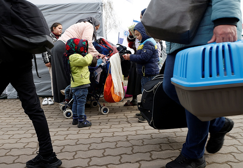 Több mint 8 ezer menekült érkezett Ukrajnából Magyarországra vasárnap