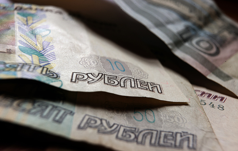 Masszívan fogy az orosz devizatartalék, törvénnyel titkolnák