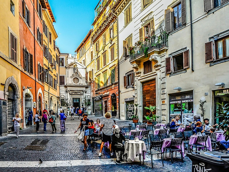 Olaszországba idén nem csak nyaralni, dolgozni is mehet