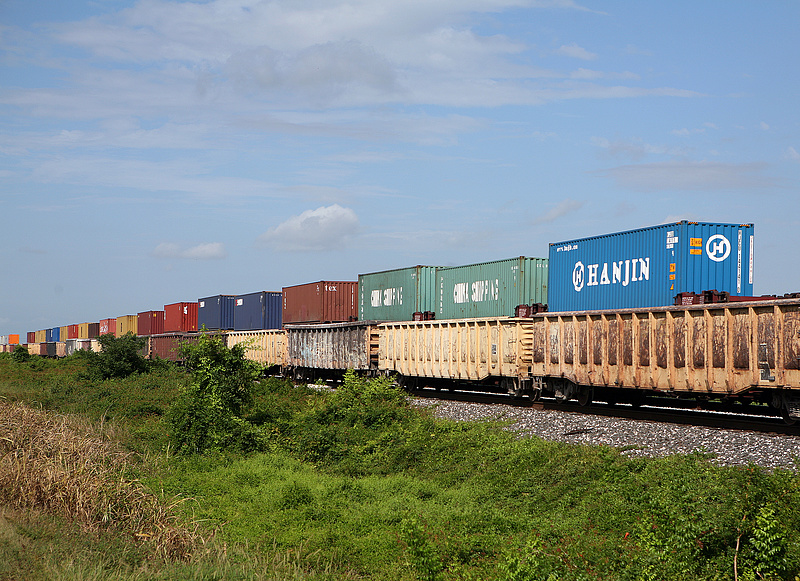Az ipari minisztérium árcsökkentést tervez a vasúti áruszállításban