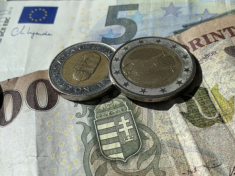 Az euróval szemben sikerült megtartania jó formáját a forintnak