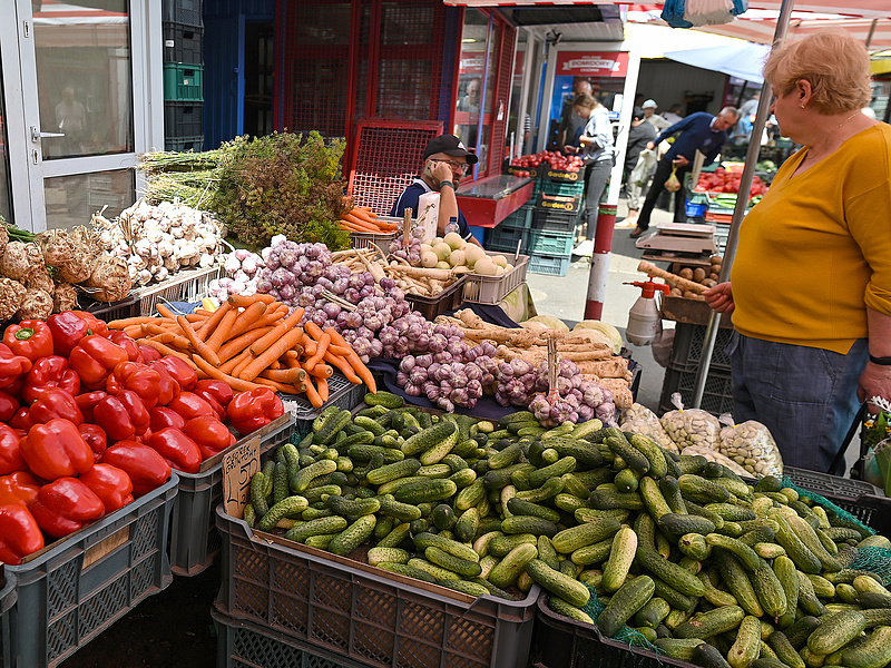 Már a lélektani határ fölé drágultak a zöldségek, és jön a további áremelkedés