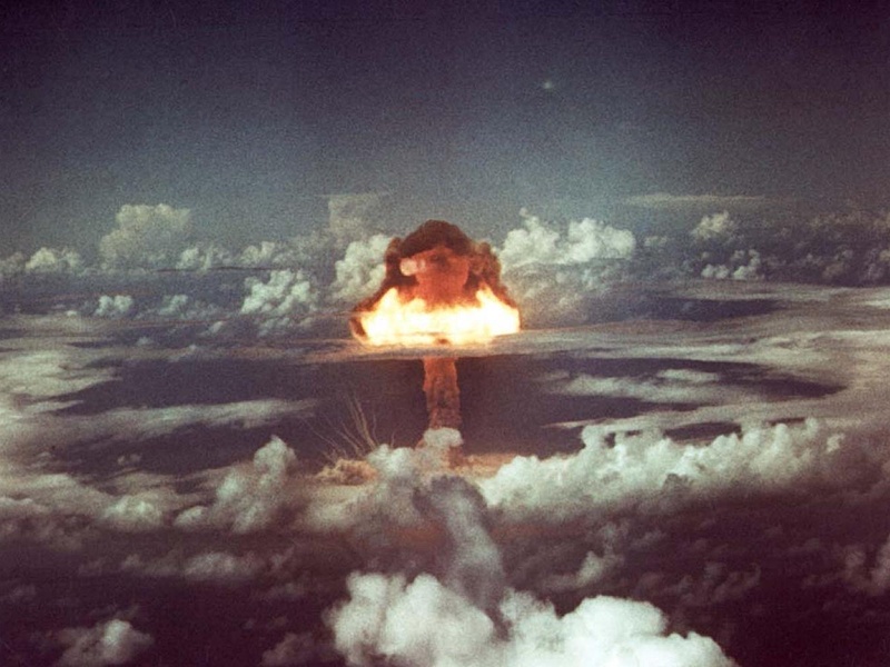 Egy atomfegyver előkészítése nem olyan, mint egy puska megtöltése és nehéz eltitkolni
