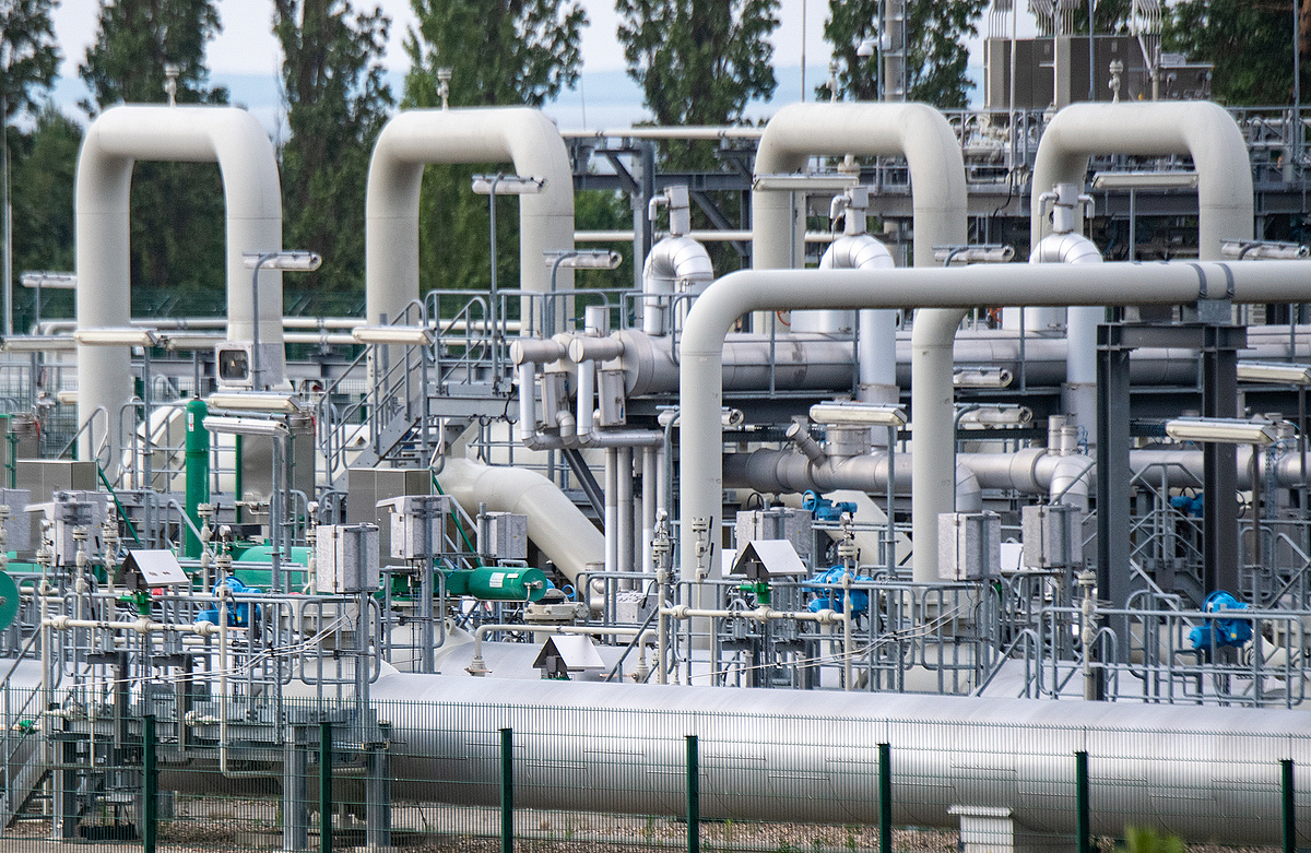 A Gazprom teljesen leállítja fél Európa és Magyarország gázellátását, egyre messzebb a rezsicsökkentés