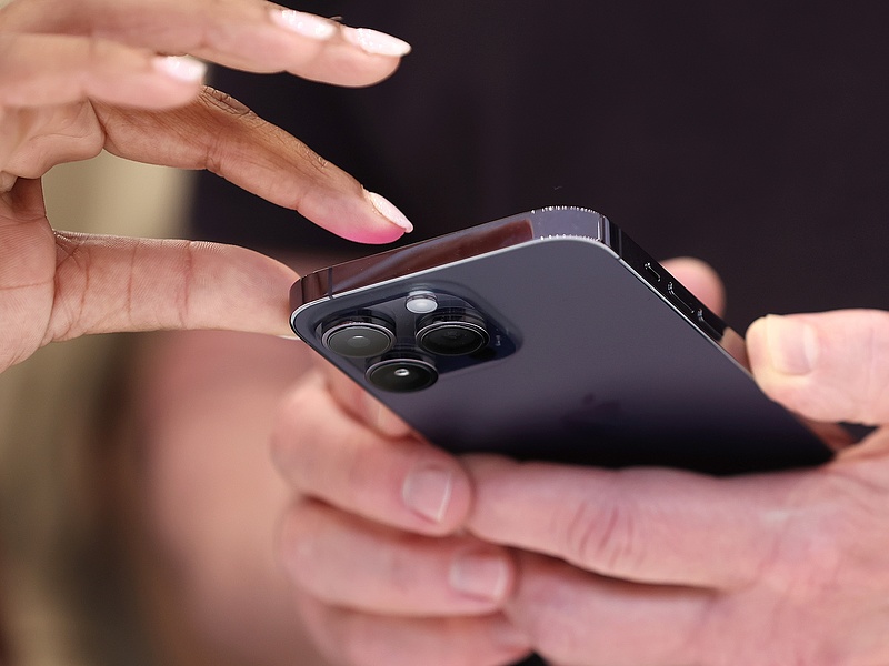 Hiánycikk lett az iPhone, tovább dagad a Foxconn botrány