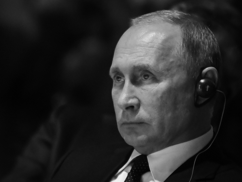 Elhúzódó háborúról beszélt Putyin