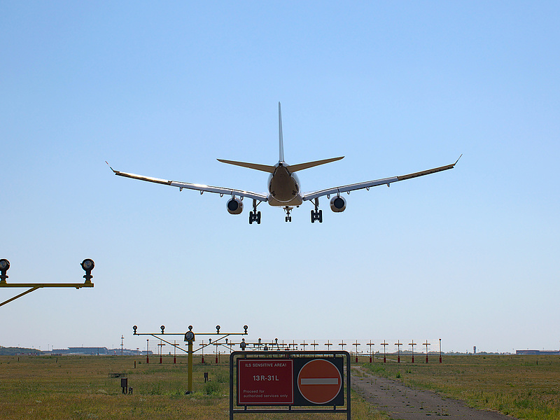 Vizsgálatot indítanának a ferihegyi repülőtér zajterhelése miatt