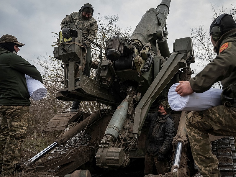 Ukrán főparancsnok: terv szerint halad a déli ukrán ellentámadás