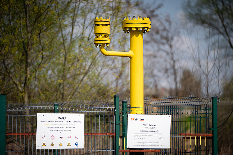 A lengyelek is ráteszik a kezüket a helyi Gazpromra