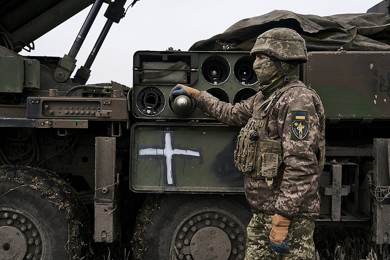 Az ukránok szerint több települést lőttek az oroszok a vállalt tűzszünet alatt
