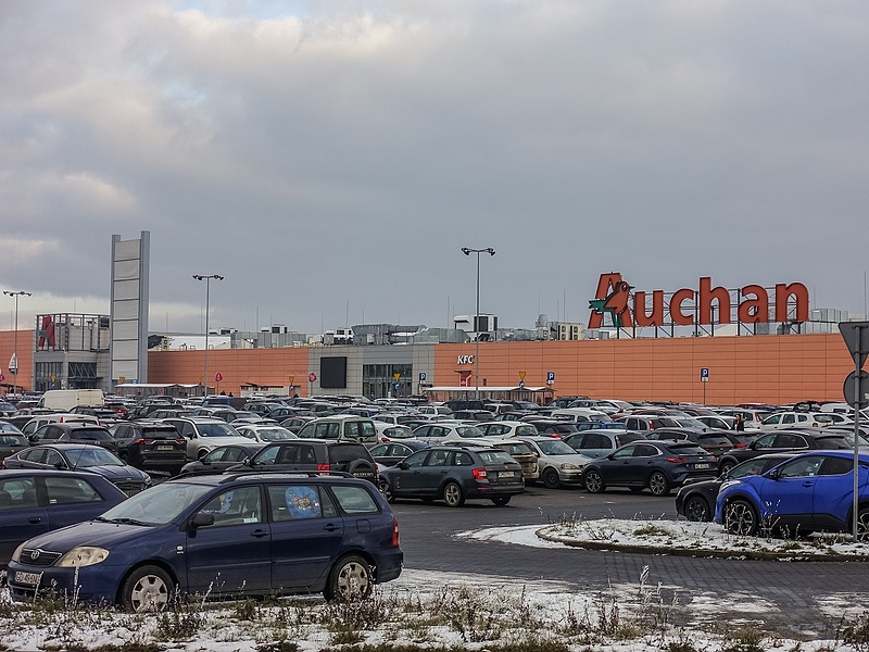 Sztrájkhangulat az Auchannál, már a vezérigazgatónak írtak levelet