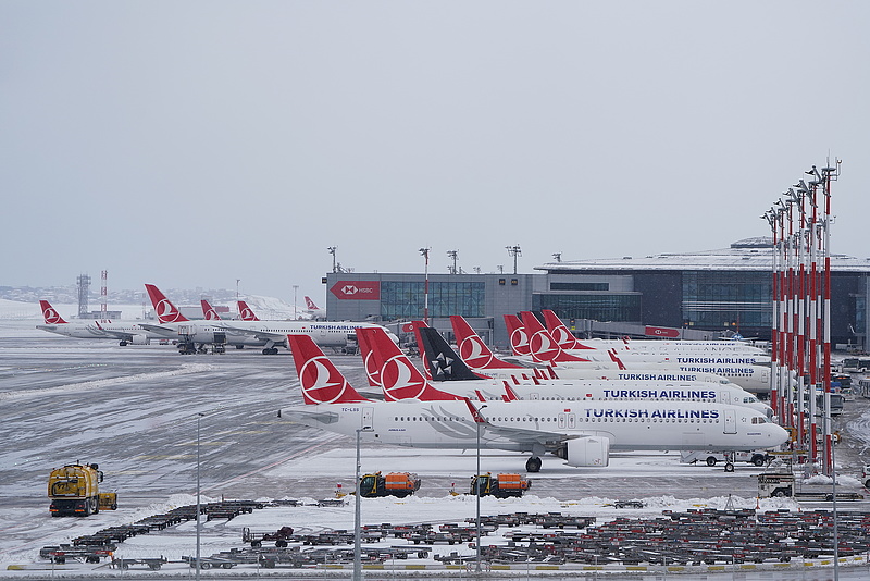 Óriási hóviharra készülnek Isztambulban