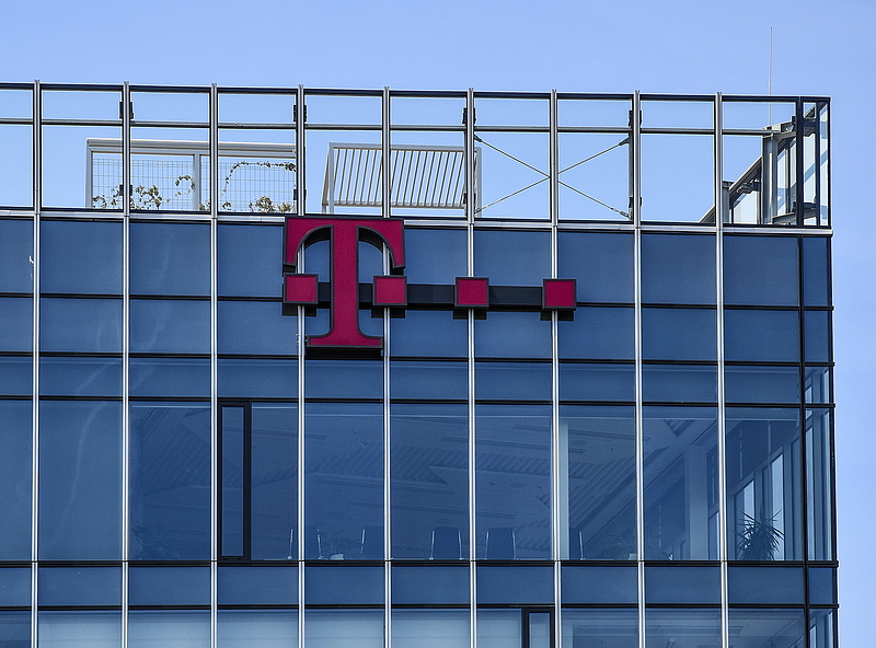 Részvény-visszavásárlási aukciót hirdetett a Magyar Telekom