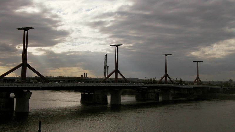 Jól halad a budapesti vasúti híd fejlesztése