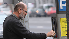 Budapesti autósok, figyelem: bővül a fizetős parkolás