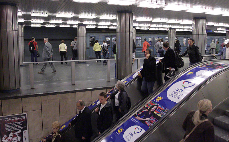 Üzletek sora zárhat be a legforgalmasabb metróvonalon
