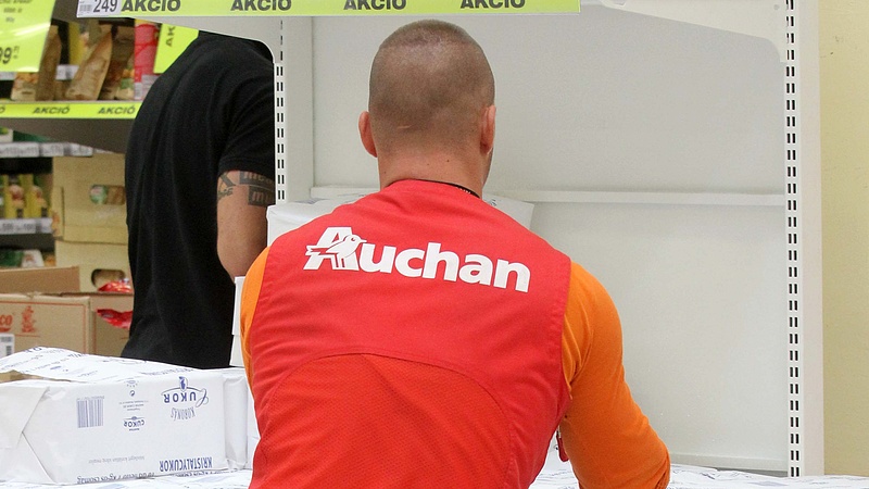 Auchan: ennyit kapnak a dolgozók - 300-400 ezres bruttók a boltláncnál